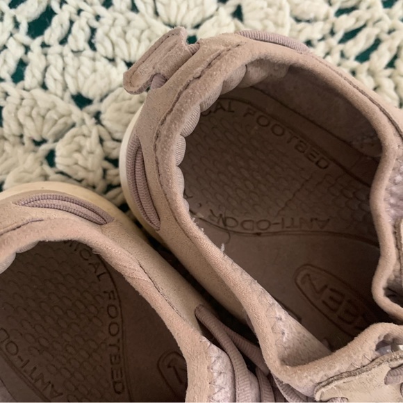 Keen Shoes Keen Uneek Water Shoes Women Size Poshmark